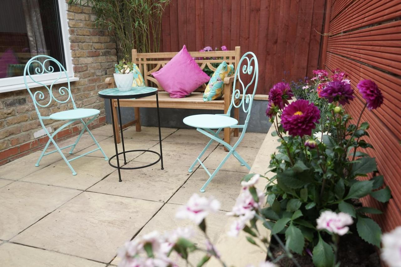 Luxury London Garden Home Sleep 7, 2 Mins To Metro 外观 照片