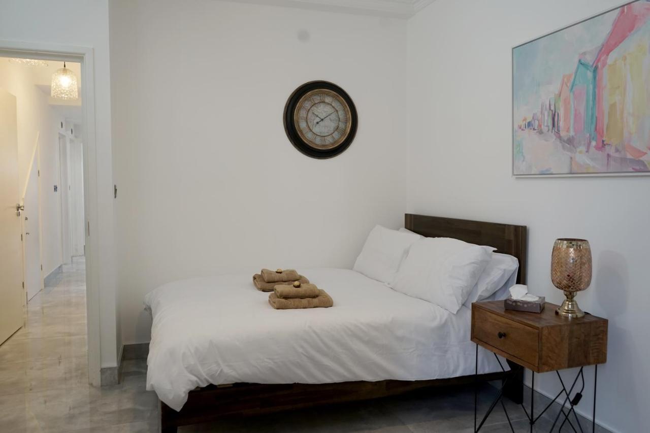 Luxury London Garden Home Sleep 7, 2 Mins To Metro 外观 照片